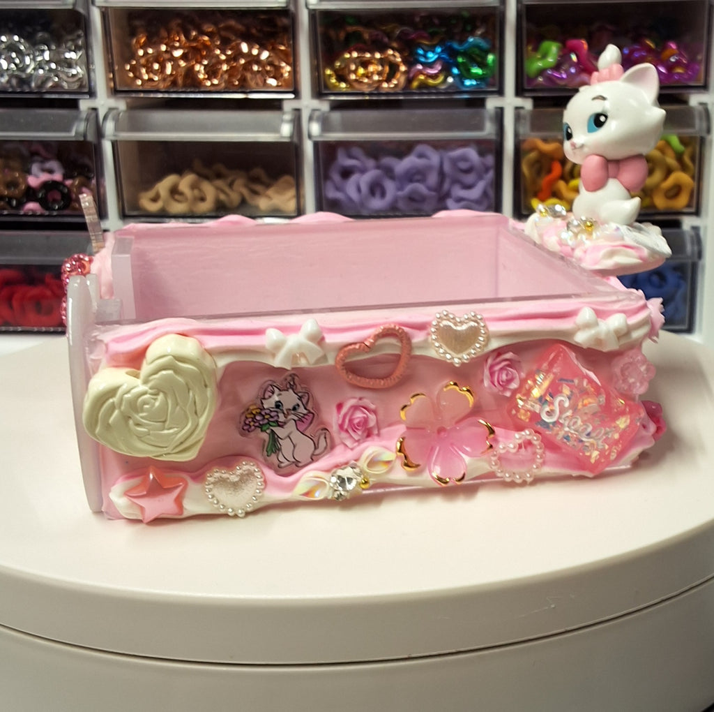 Sticky note holder