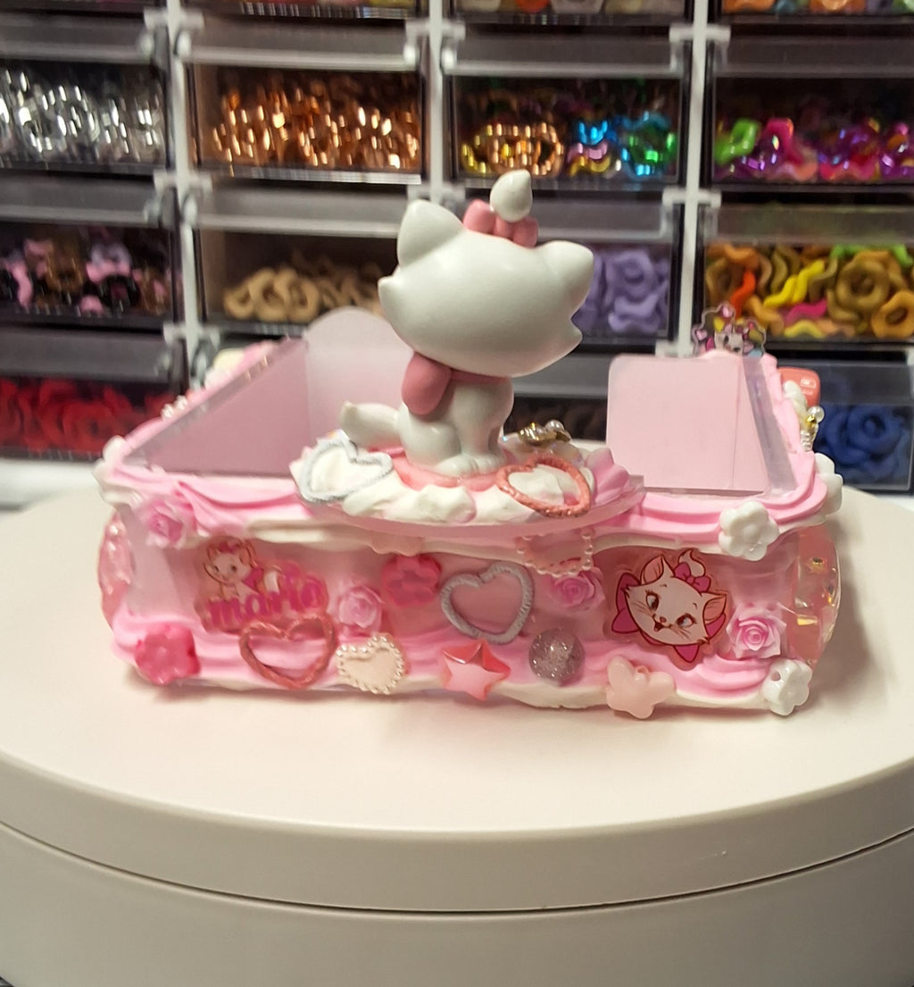 Sticky note holder