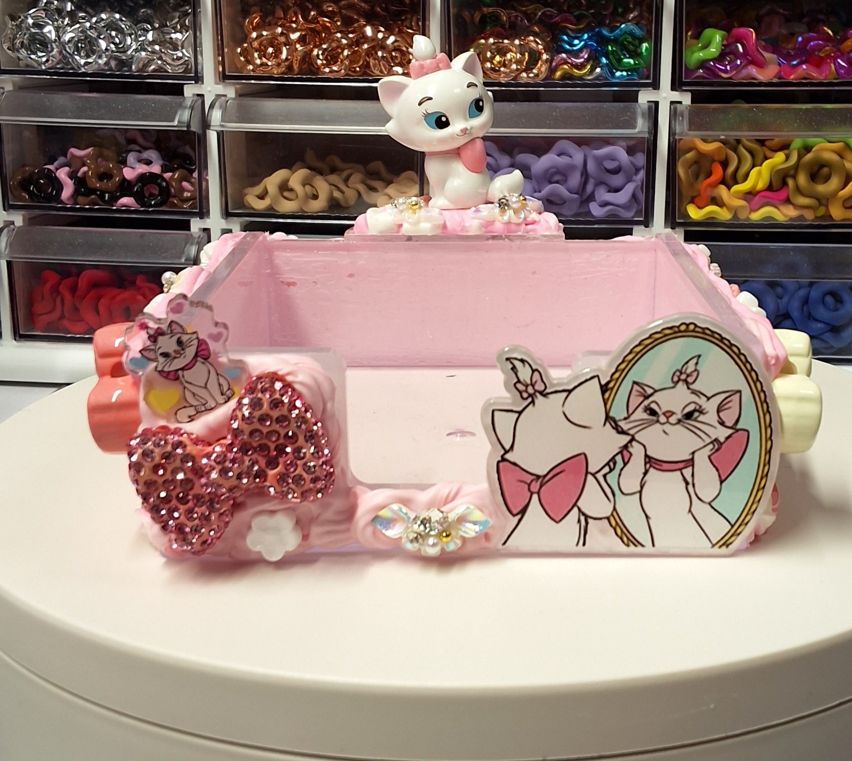 Sticky note holder